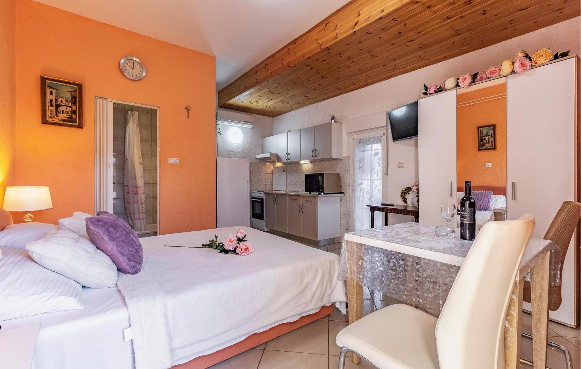 Pet Friendly Apartment In Medulin With Wifi Kültér fotó