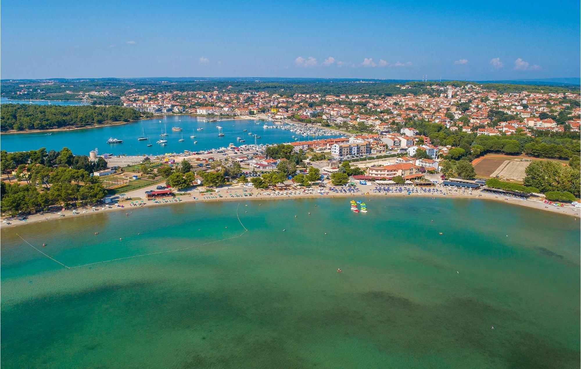 Pet Friendly Apartment In Medulin With Wifi Kültér fotó